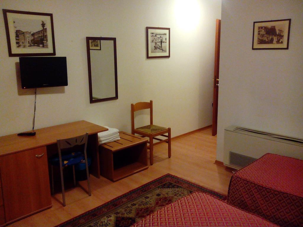 Albergo Alla Speranza Castelfranco Veneto Bagian luar foto